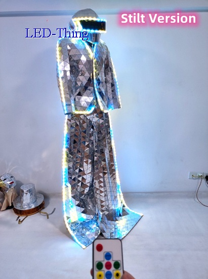 Silver Mirror Man Led Lights Robot, Mirror Stilt Man, Mirror Men Silver Mirror Man Led Lights Robot, Mirror Stilt Man, Mirror Men